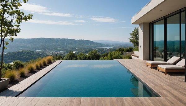 Comment intégrer une piscine à débordement dans un petit espace tout en conservant une esthétique élégante ?