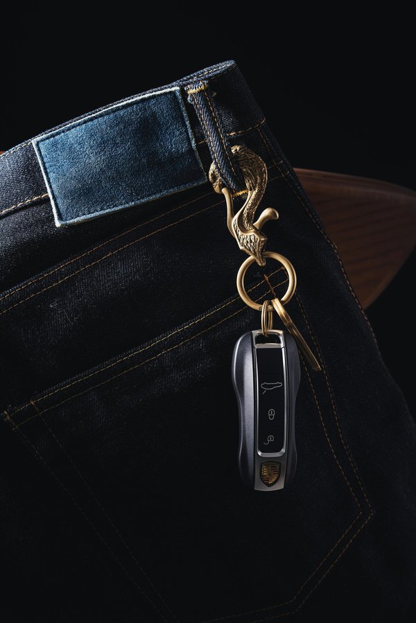 Découvrez l'attache porte-clés pratique et tendance !